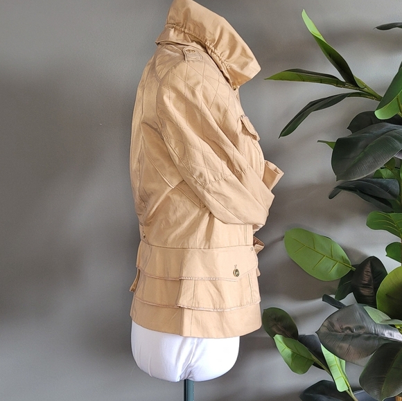 White House Black Market | NWT Tan Ruffle Jacket w/ Gold Accents - Picture 2 of 7